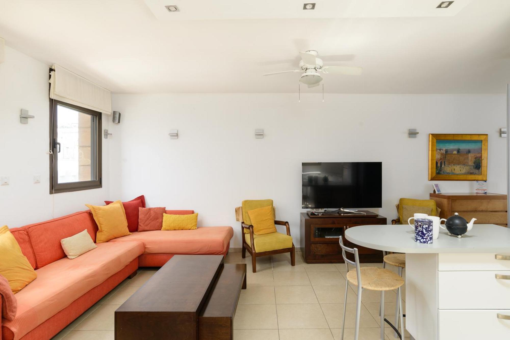 Cosy 1Br Near Beach By Feelhome Tel Aviv Bagian luar foto